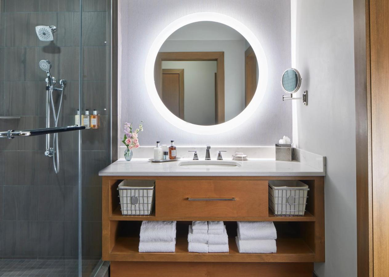 The Hotel Landing Wayzata Екстер'єр фото