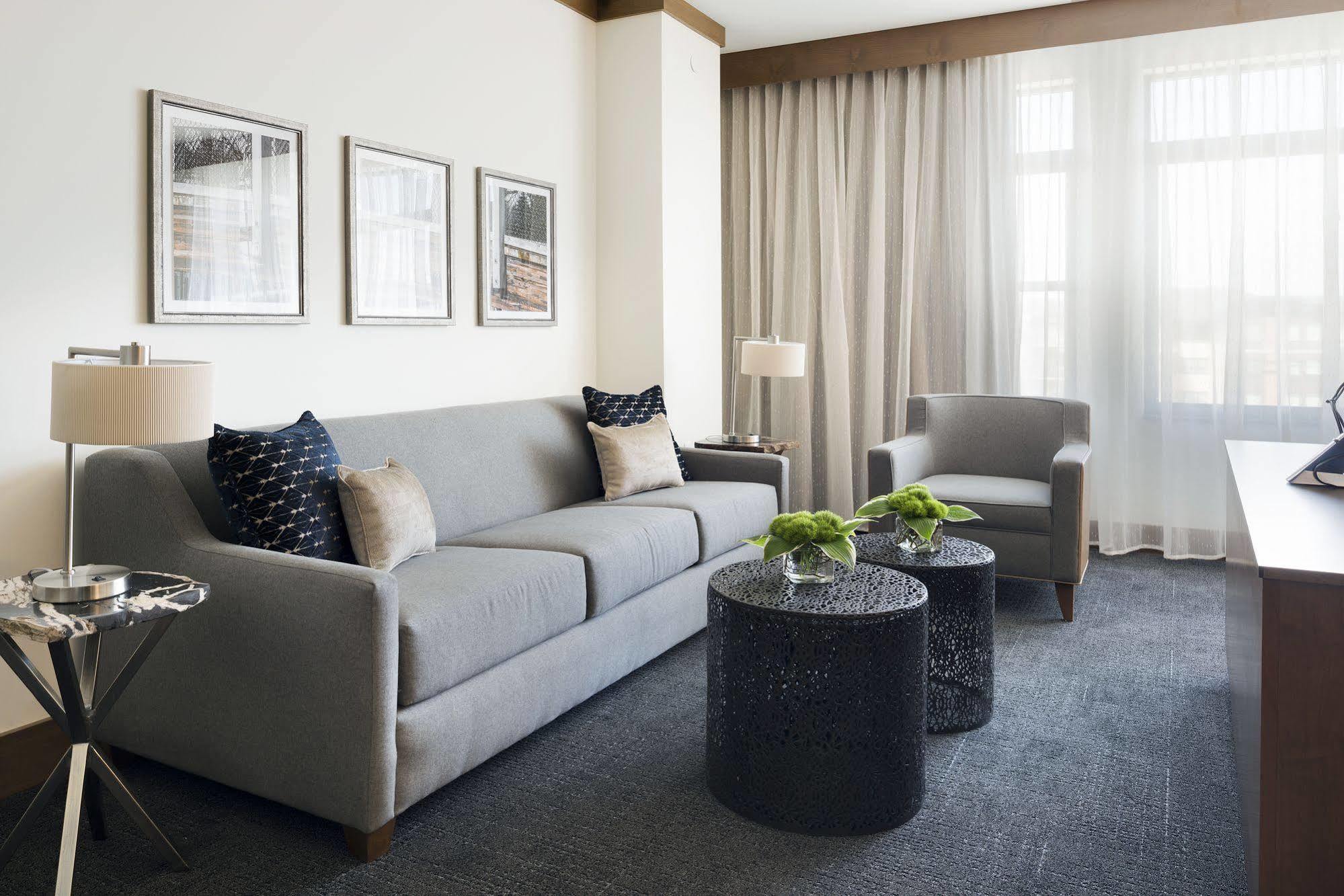The Hotel Landing Wayzata Екстер'єр фото